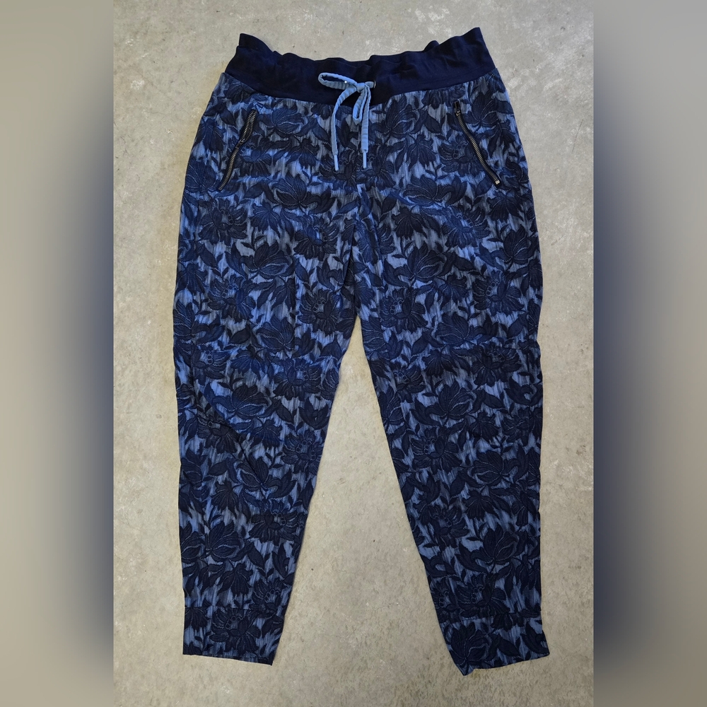 Athleta Trekkie North Jogger